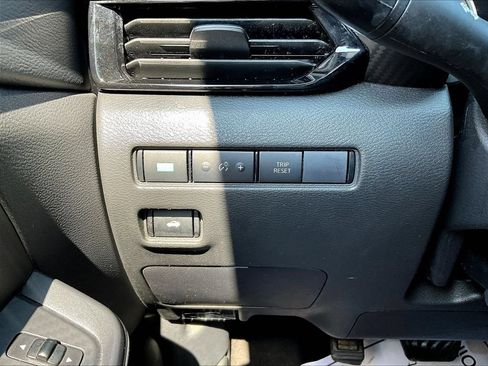 Used 2024 Nissan Sentra SV w/ All-Weather Package FWD image 16