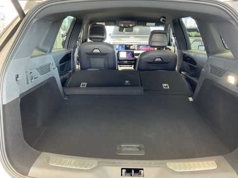 New 2024 Lincoln Nautilus Reserve w/ Jet Appearance Package (87T) image 28