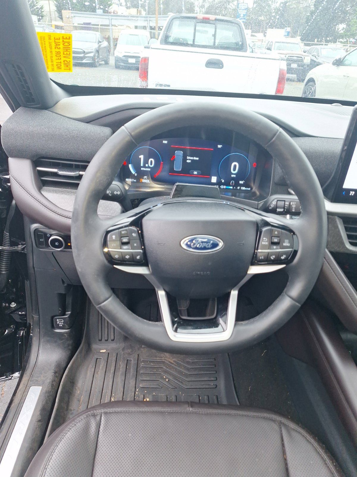 Used 2026 Ford Explorer Platinum w/ LUX Leather Package AWD/4WD image 13