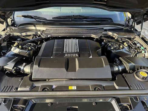 Used 2014 Land Rover Range Rover Sport HSE image 8