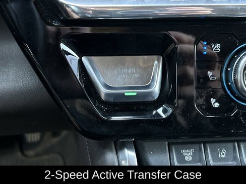 Used 2024 GMC Sierra 2500 Denali w/ Denali Reserve Package image 27