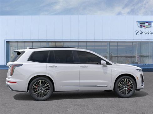 New 2025 Cadillac XT6 Sport w/ Technology Package image 5