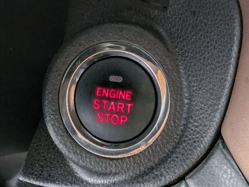 Used 2021 Subaru Outback Touring XT image 22