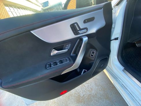 Certified 2025 Mercedes-Benz CLA 250 4MATIC image 32