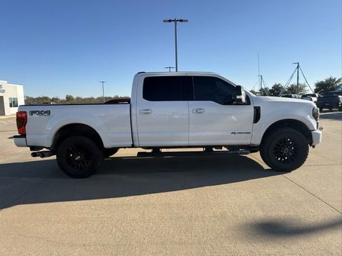 Used 2021 Ford F250 Lariat image 2