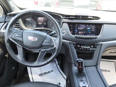 Used 2023 Cadillac XT5 Premium Luxury w/ Technology Package image 21