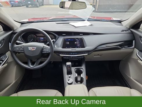 Used 2019 Cadillac XT4 Premium Luxury FWD image 9