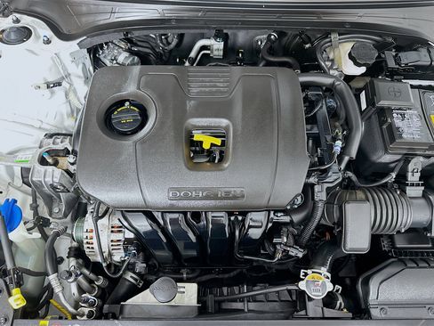 Used 2024 Kia Forte GT-Line image 32