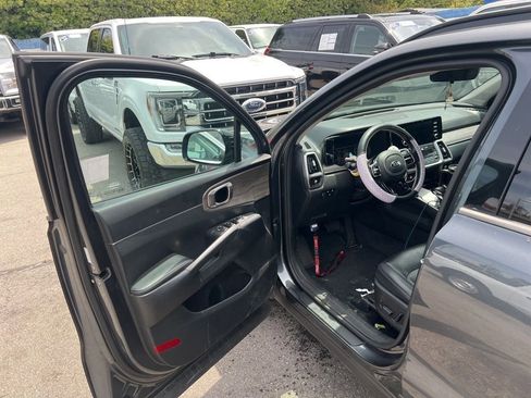Used 2021 Kia Sorento EX w/ Panoramic Sunroof Package FWD image 10