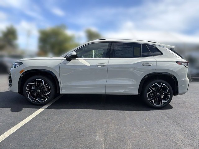 New 2026 Volkswagen Tiguan SEL R-Line AWD/4WD image 4