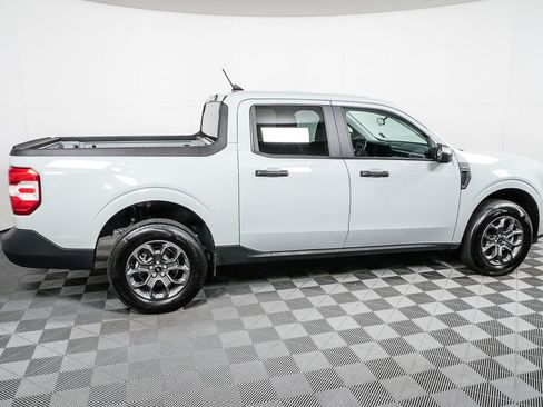 Used 2022 Ford Maverick XLT image 4