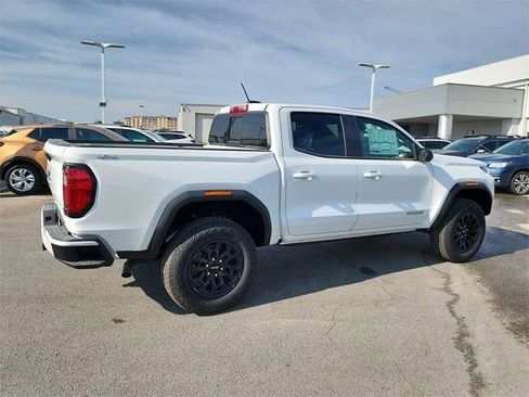 New 2026 GMC Canyon Elevation w/ Convenience Package image 2