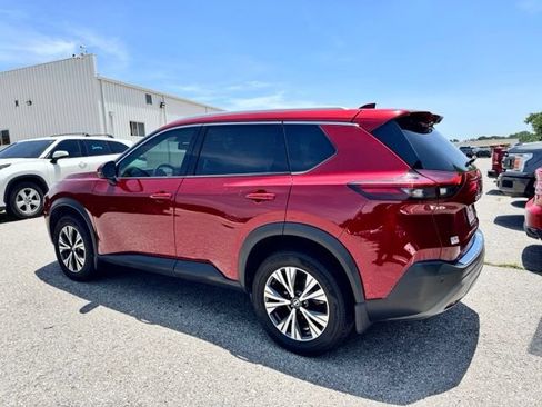 Used 2021 Nissan Rogue SV w/ Premium Package AWD/4WD image 8