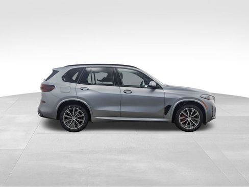 New 2026 BMW X5 xDrive40i w/ Executive Package image 6