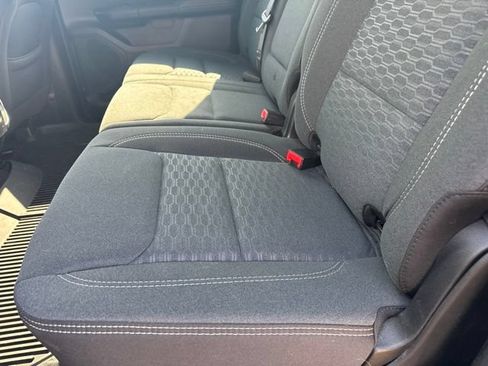 Used 2025 RAM 1500 Big Horn AWD/4WD image 17