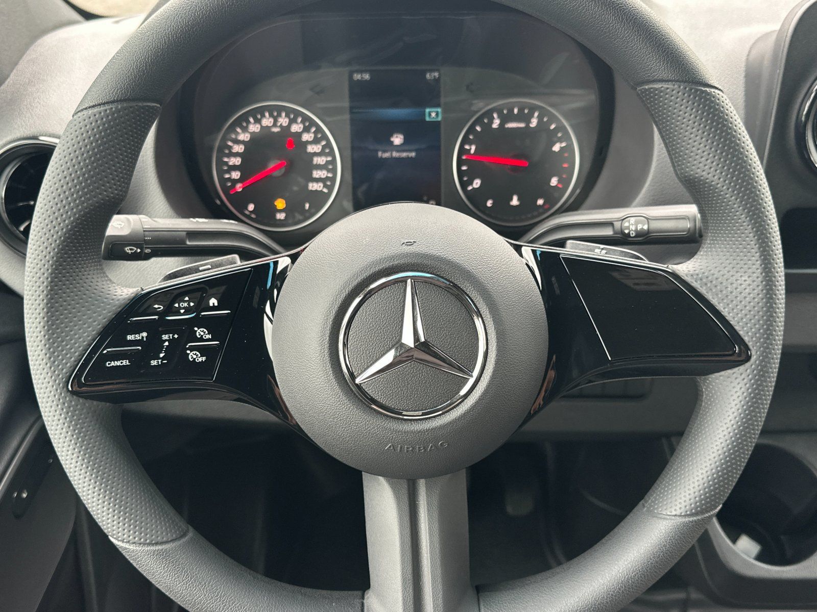 Used 2025 Mercedes-Benz Sprinter 2500 image 22