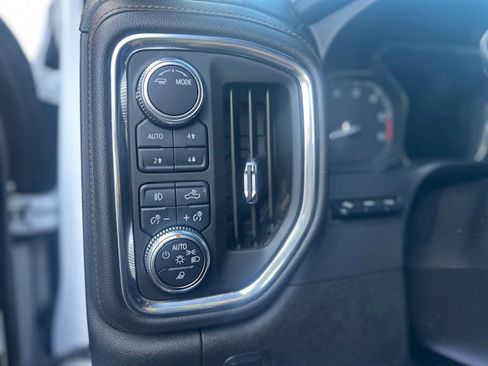 Used 2023 GMC Sierra 3500 Denali w/ Denali Ultimate Package image 35