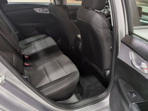 Certified 2024 Kia Forte LXS FWD image 11