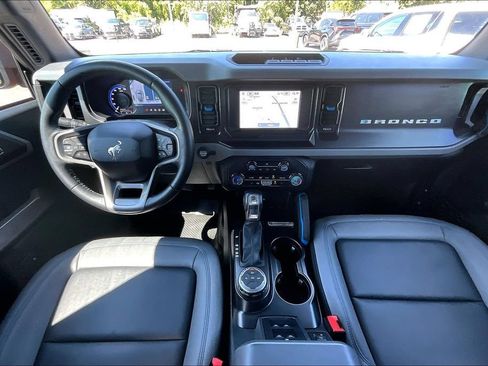 Used 2022 Ford Bronco Black Diamond AWD/4WD image 9