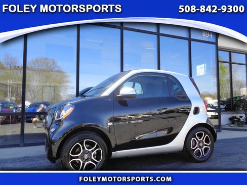 Used 2016 smart fortwo Prime RWD image 1