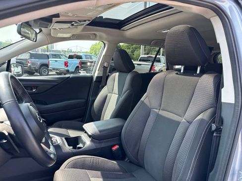 Used 2023 Subaru Outback Premium AWD/4WD image 17