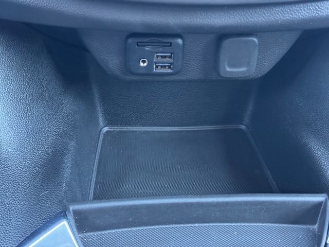 Used 2020 Chevrolet Traverse RS w/ LPO, Floor Liner Package AWD/4WD image 38