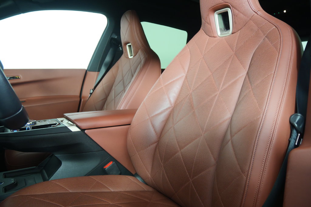 Used 2024 BMW iX M60 AWD/4WD image 12