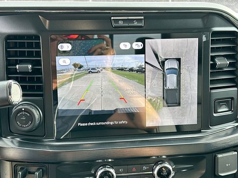 New 2026 Ford F250 4x4 Crew Cab Super Duty image 9