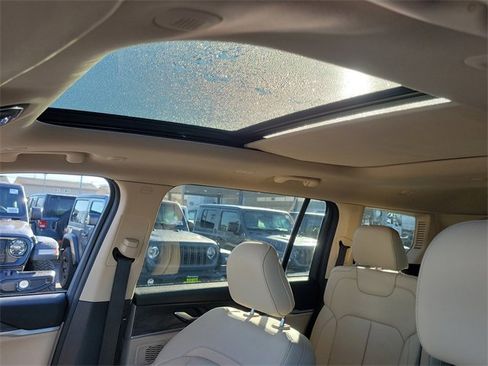 Certified 2021 Jeep Grand Cherokee L Limited image 36