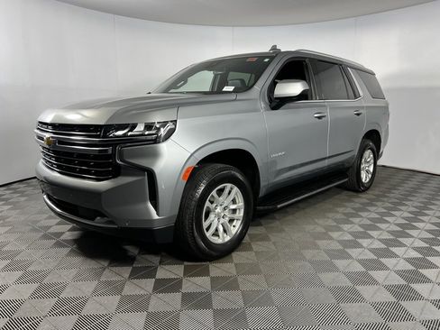 Used 2024 Chevrolet Tahoe LT image 3