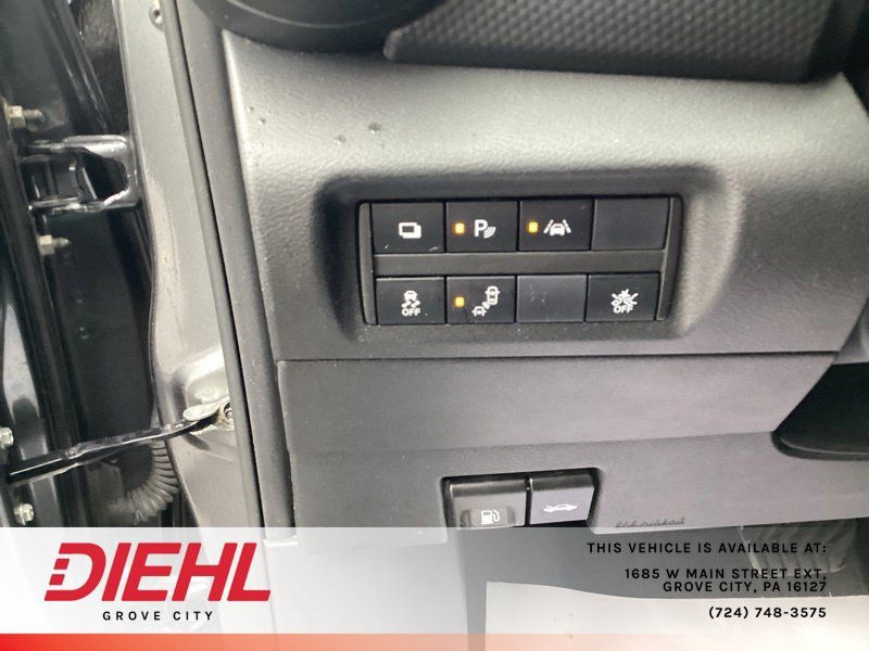 Used 2021 Nissan Kicks S FWD image 22
