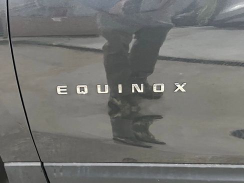 Used 2021 Chevrolet Equinox LT image 10