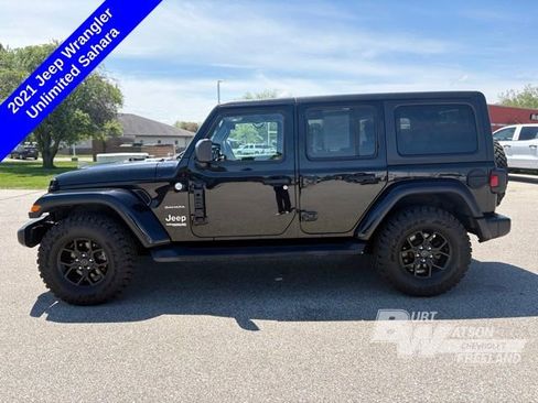 Used 2021 Jeep Wrangler Unlimited Sahara AWD/4WD image 3