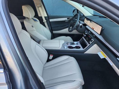 New 2026 Genesis GV80 2.5T Prestige image 19
