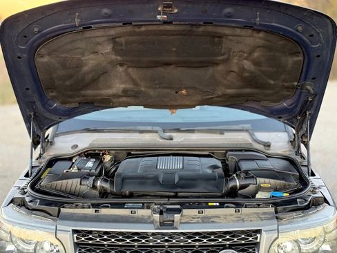 Used 2011 Land Rover Range Rover Sport HSE image 29