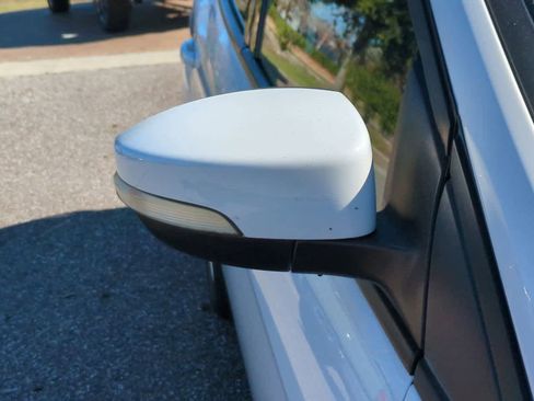 Used 2017 Ford Focus SE image 12