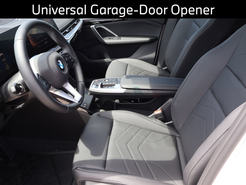 Used 2025 BMW X1 xDrive28i w/ Technology Package AWD/4WD image 11