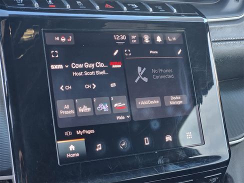 Used 2023 Jeep Grand Cherokee Altitude image 17