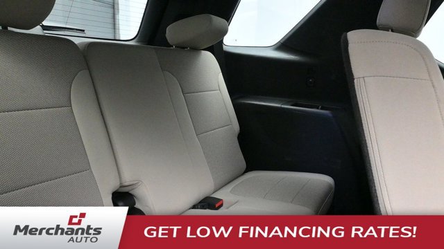 Used 2022 Chevrolet Traverse LS AWD/4WD image 18