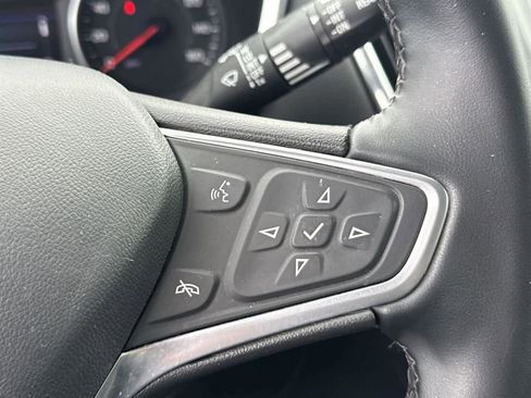 Used 2023 Chevrolet Equinox LT image 27