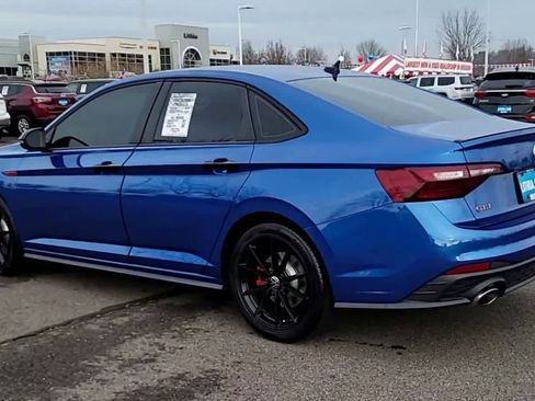 Used 2024 Volkswagen Jetta GLI 40th Anniversary Edition image 6