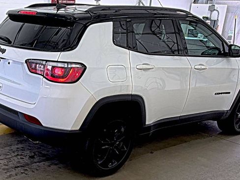 Used 2021 Jeep Compass Latitude AWD/4WD image 4