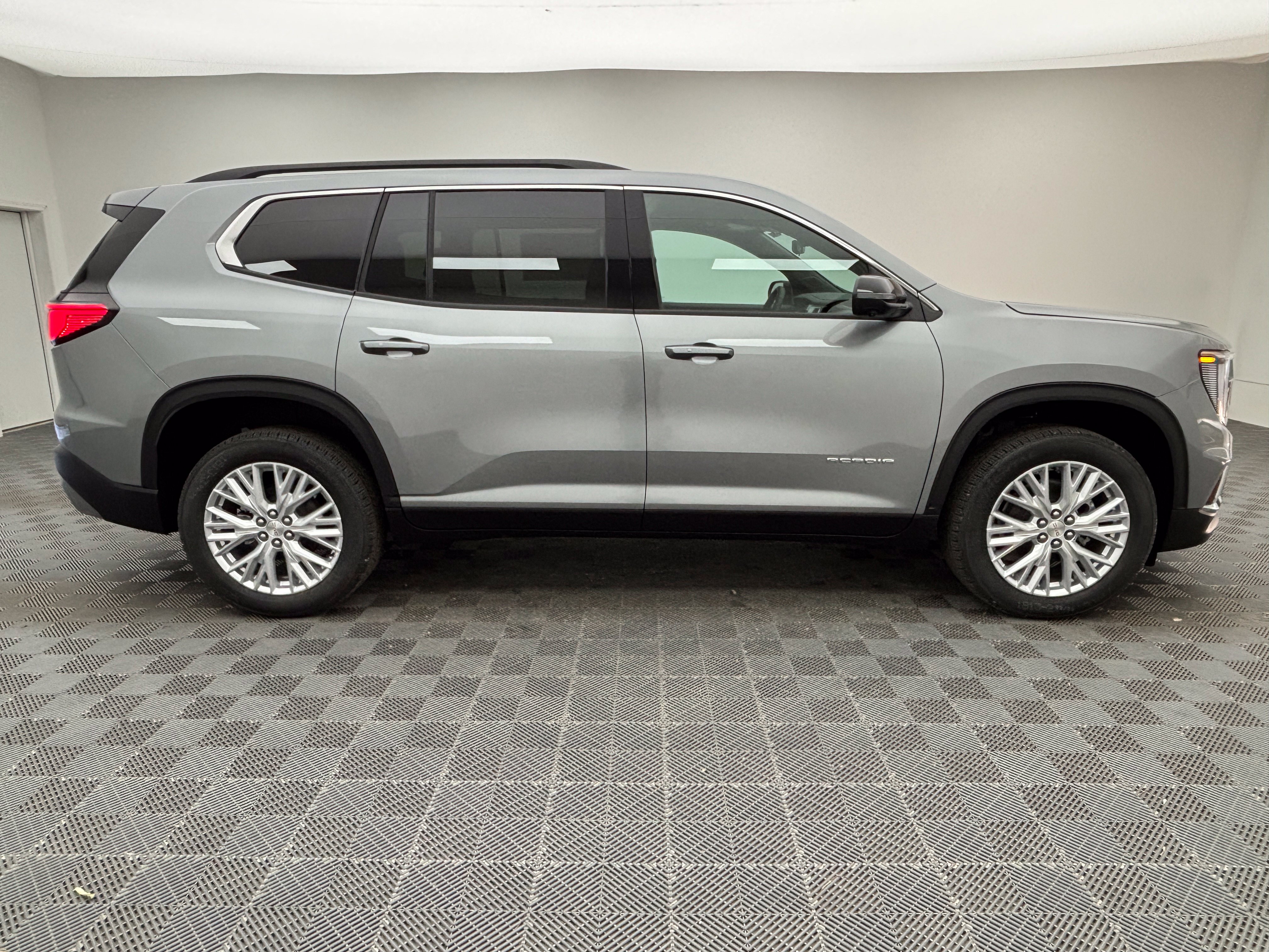 New 2027 GMC Acadia Elevation w/ Elevation Premium Package AWD/4WD image 9
