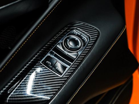 Used 2022 Chevrolet Corvette Stingray Premium Cpe w/ Z51 Performance Package image 46