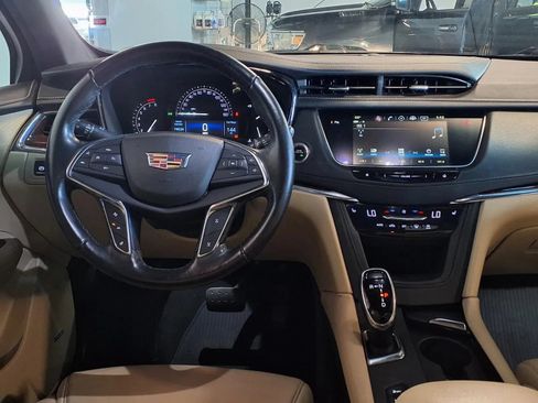 Used 2019 Cadillac XT5 Luxury AWD/4WD image 17