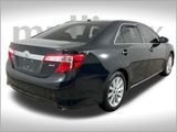 Used 2014 Toyota Camry XLE image 3