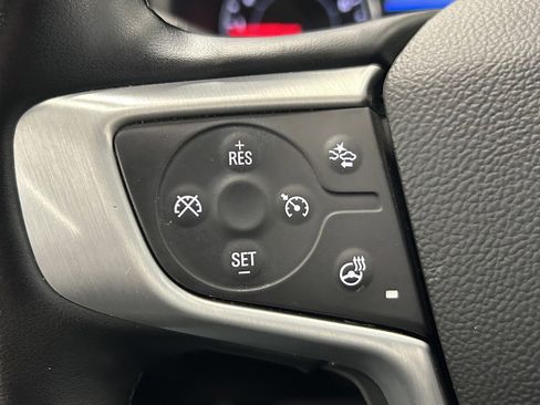 Used 2024 GMC Terrain SLT image 23