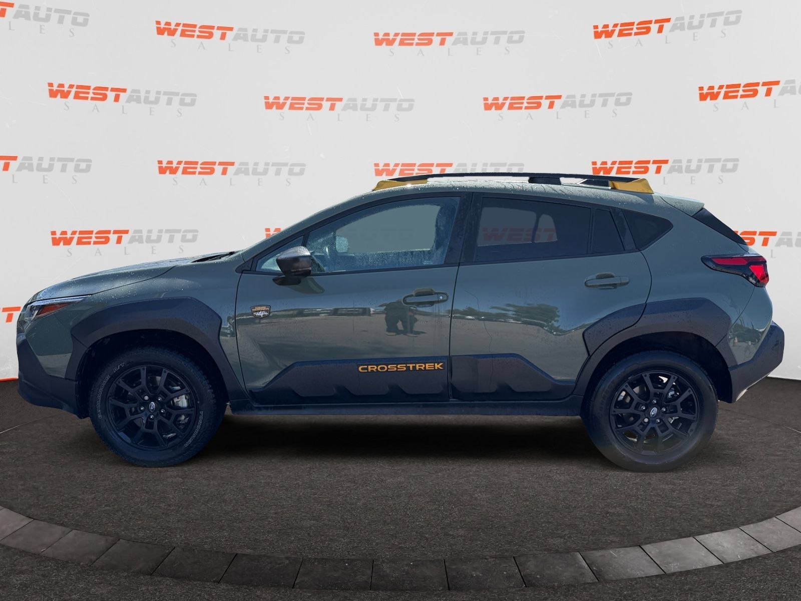 Used 2024 Subaru Crosstrek 2.5i Wilderness w/ Crosstrek Mirror Package AWD/4WD image 2