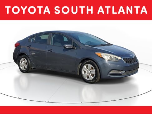 Used 2016 Kia Forte LX image 1