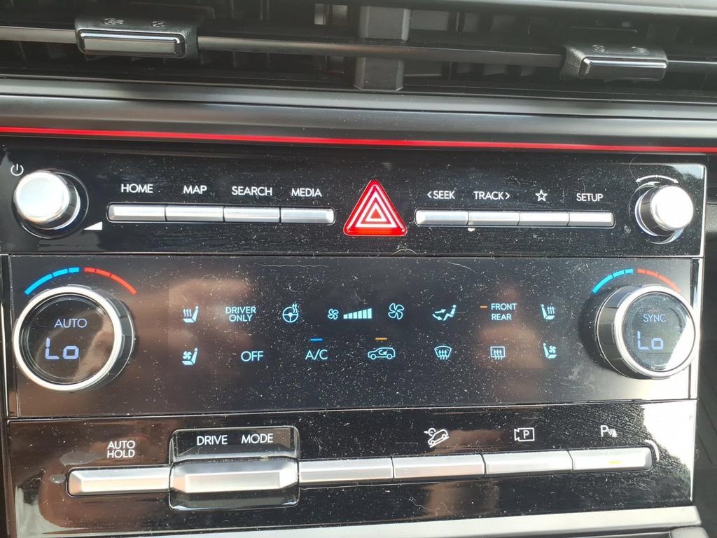 Used 2026 Hyundai Santa Fe Calligraphy FWD image 23